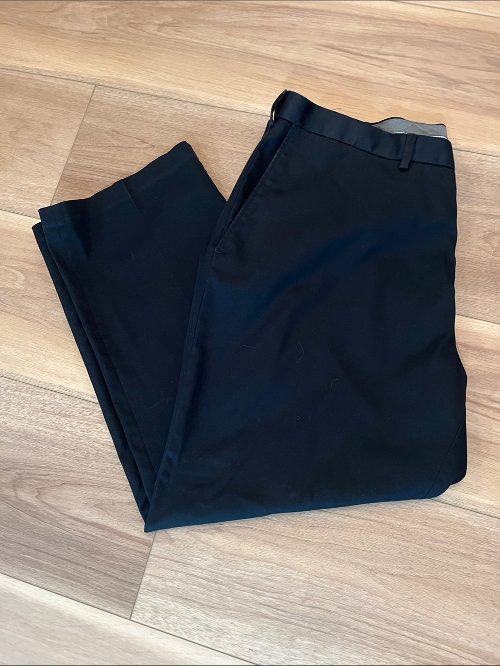 Haggar Classic Fit Premium No Iron Khaki flat front dress pant